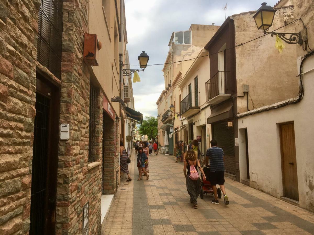 Apartament Cal Negre Vilassar De Mar Esterno foto